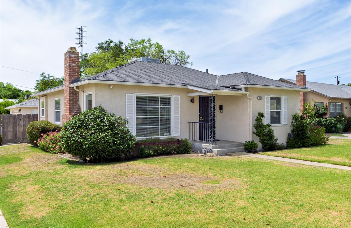 Property main image